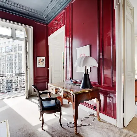 Haussmann 168 * Παρίσι