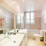Haussmann 168 *