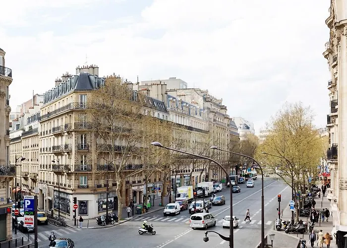 Haussmann 168 Apartment